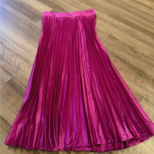 Flying Tomato Pink Pleated Skirt